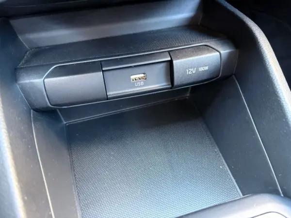 Kia Stonic 1.2 Dynamic 44