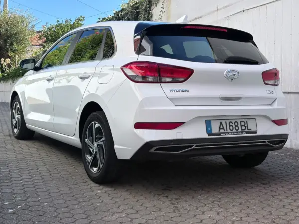 Hyundai i30 1.6 CRDi STyle Plus 23