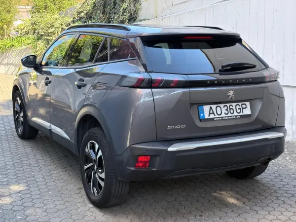 Peugeot 2008 1.2 PureTech Allure 24