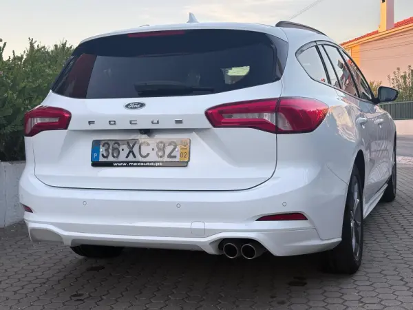 Ford Focus SW 1.0 EcoBoost ST-Line 20