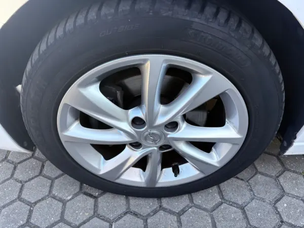 Opel Corsa 1.2 T Edition 12