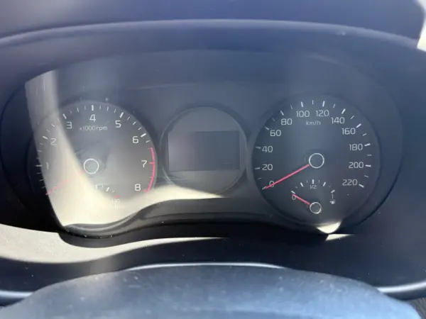 Kia Picanto 1.0 CVVT Urban 37