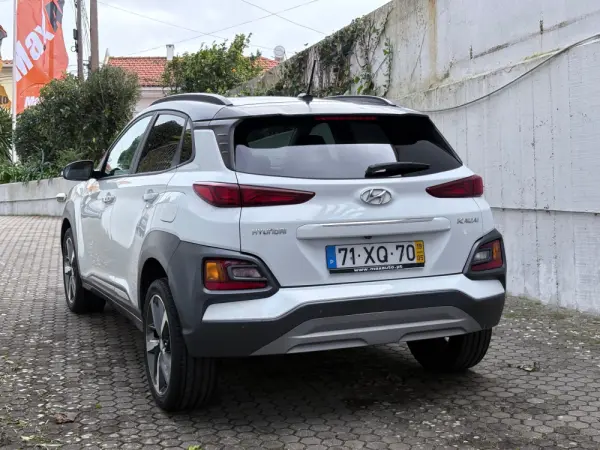 Hyundai Kauai 1.0 T-GDi Premium Tec.Preto 26