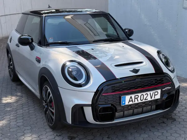 MINI 3 Portas John Cooper Works Auto Desportiva 2