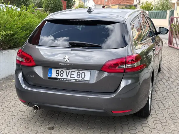 Peugeot 308 SW 1.2 PureTech Style 18