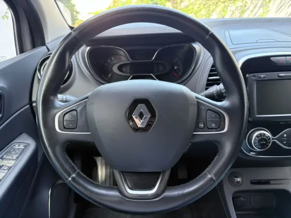 Renault Captur 0.9 TCE Exclusive 35
