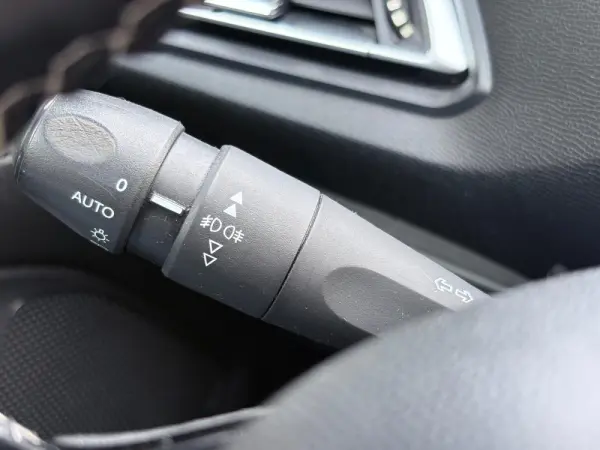 Peugeot 308 SW 1.2 PureTech Style 38