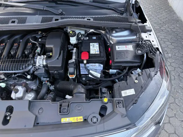 Opel Corsa 1.2 Edition 18