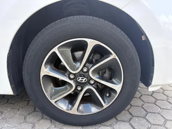 Hyundai i10 1.0 Comfort 11