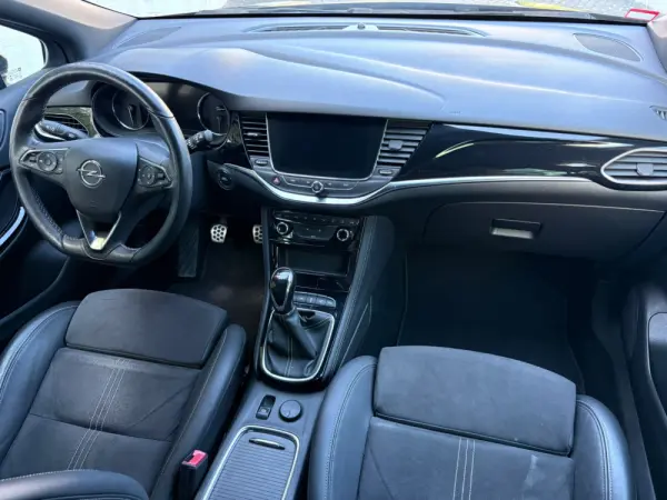 Opel Astra Sports Tourer 1.5 D Ultimate S/S 32