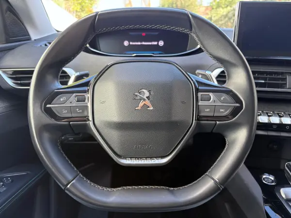 Peugeot 5008 1.2 PureTech Allure EAT8 34