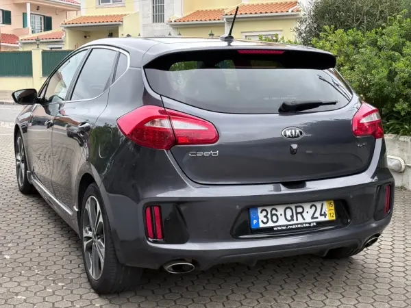Kia Ceed 1.6 CRDi GT Line 23
