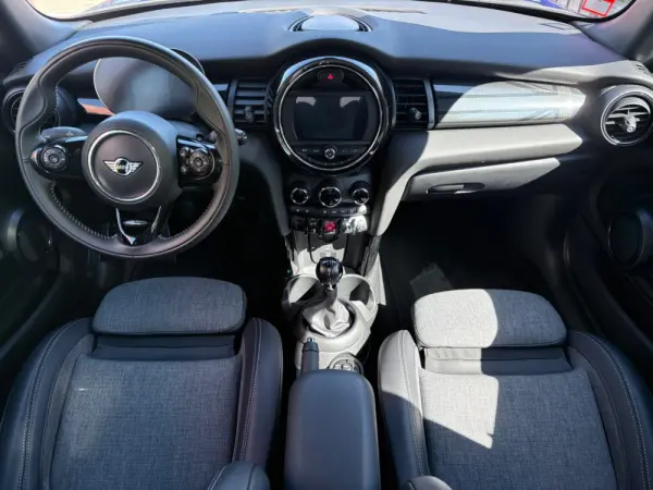 MINI 3 Portas Cooper 6