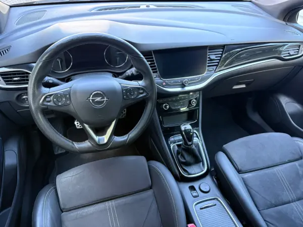 Opel Astra Sports Tourer 1.5 D Ultimate S/S 31