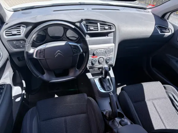 Citroen C4 1.6 BlueHDi Feel EAT6 29