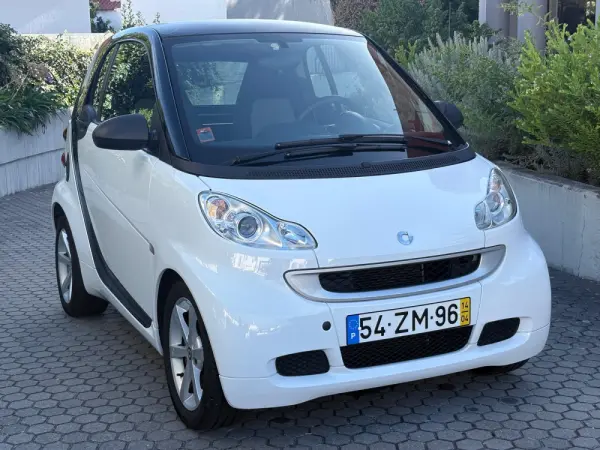 Smart ForTwo Coupé 1.0 Pure 61 2