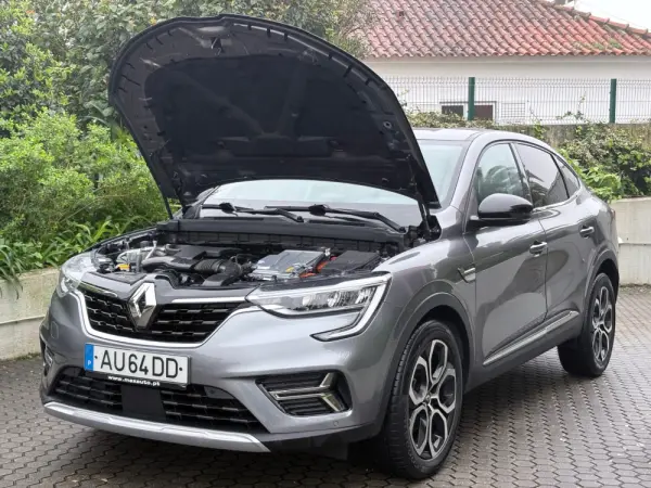 Renault Arkana 1.6 E-Tech Intens 18