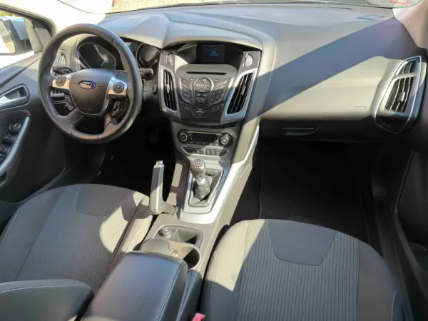 Ford Focus 1.0 SCTi Trend 32