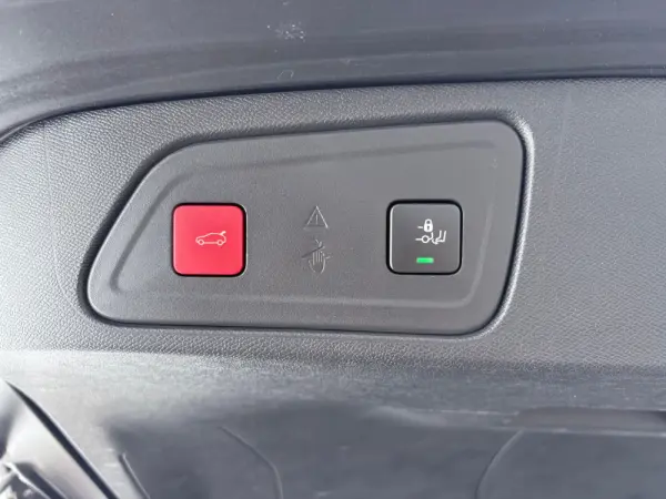 Citroën C5 Aircross 1.6 Hybrid Shine e-EAT8 30