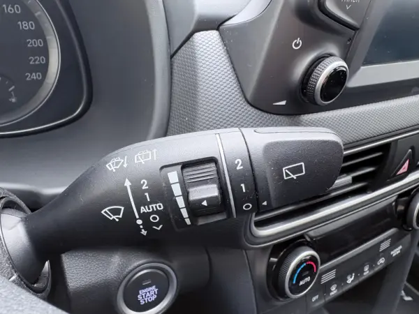 Hyundai Kauai 1.0 T-GDi Premium Tec.Preto 41