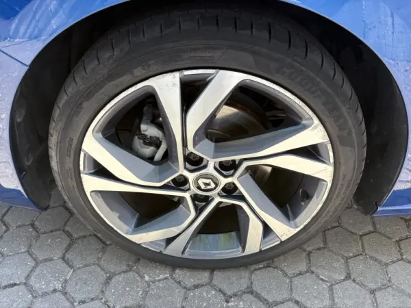 Renault Mégane 1.6 Plug-In R.S. Line 12