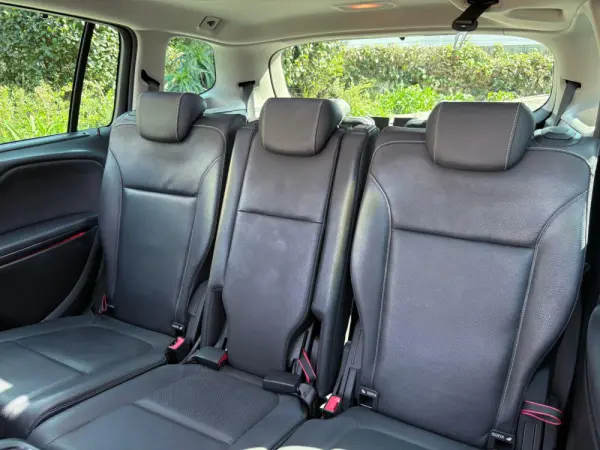 Opel Zafira 2.0 CDTI Cosmo 54