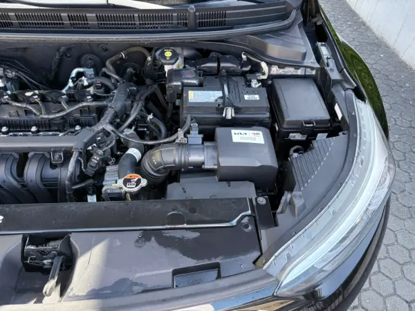 Kia Stonic 1.2 Dynamic 18