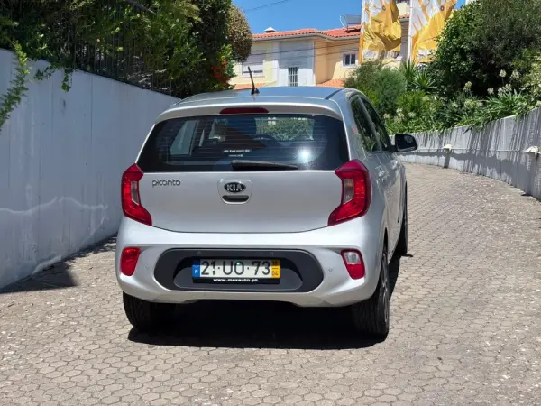 Kia Picanto 1.0 CVVT Urban 23