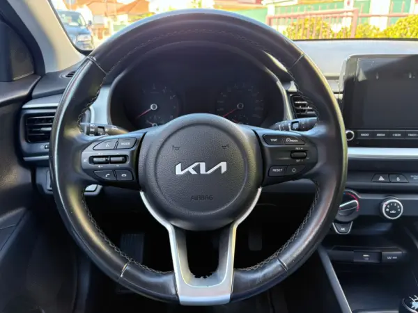 Kia Stonic 1.2 Dynamic 34