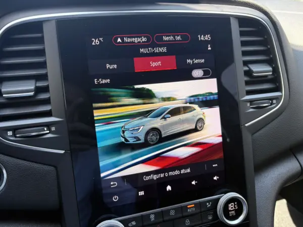Renault Mégane 1.6 Plug-In R.S. Line 53