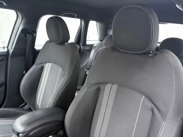 MINI 5 Portas One 30