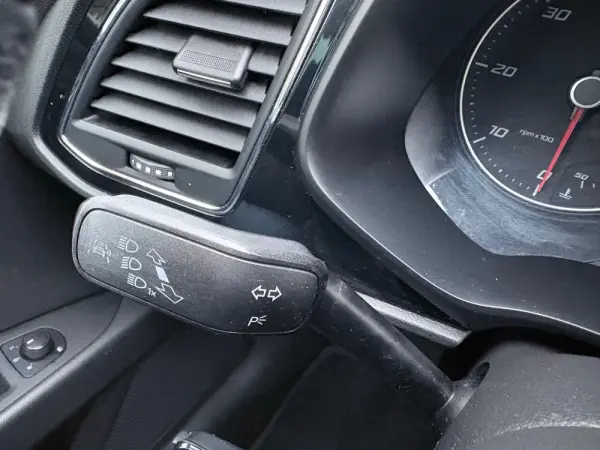 SEAT Leon ST 1.6 TDI S&S 4Drive Style 37