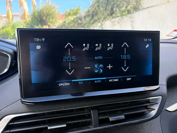 Peugeot 5008 1.2 PureTech Allure EAT8 49