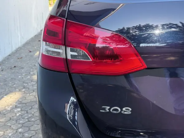 Peugeot 308 SW 1.5 BlueHDi Allure 22