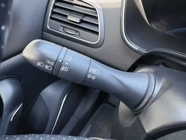 Renault Mégane 1.6 Plug-In R.S. Line 37