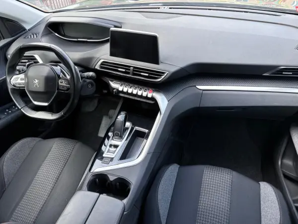 Peugeot 3008 1.2 PureTech Allure EAT8 30