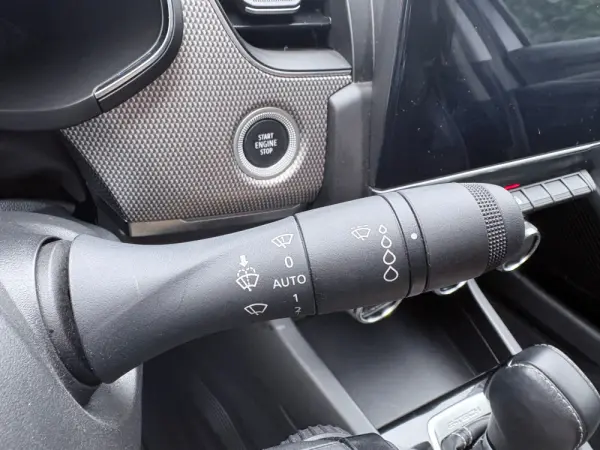 Renault Arkana 1.6 E-Tech Intens 42