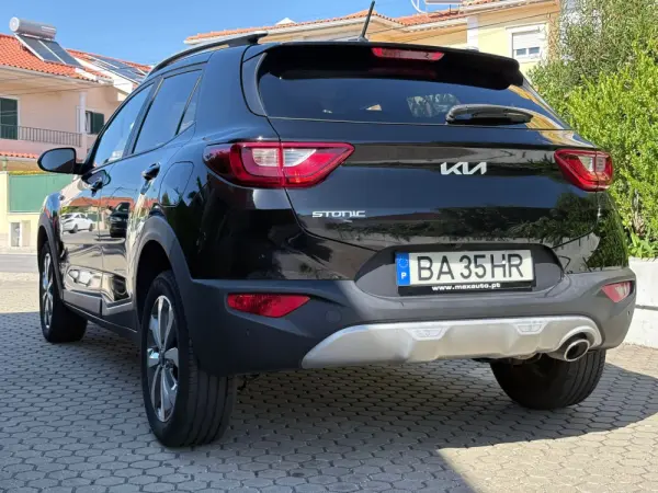Kia Stonic 1.2 Dynamic 23