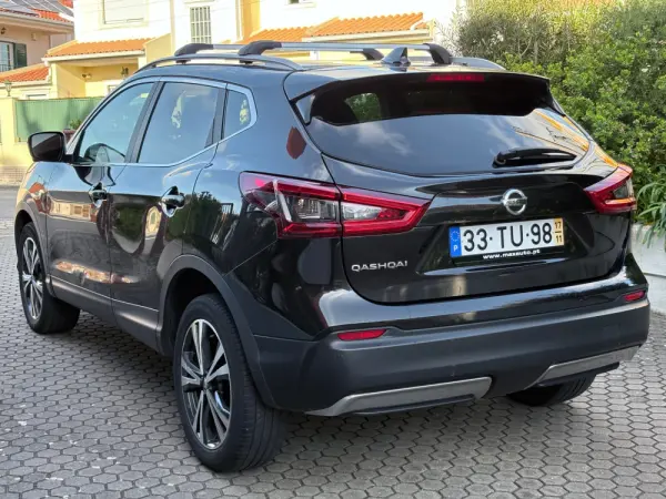 Nissan Qashqai 1.2 DIG-T N-Connecta 18 25