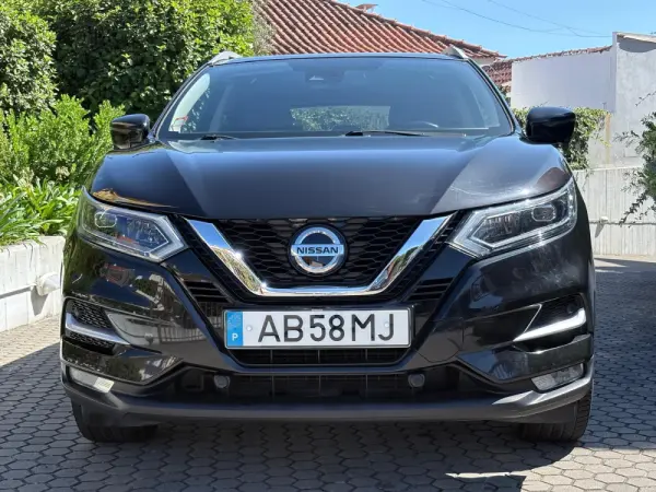 Nissan Qashqai 1.5 dCi N-Connecta J18 13
