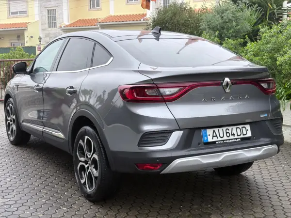 Renault Arkana 1.6 E-Tech Intens 26
