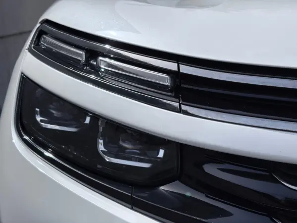 Citroën C5 Aircross 1.6 Hybrid Shine e-EAT8 14