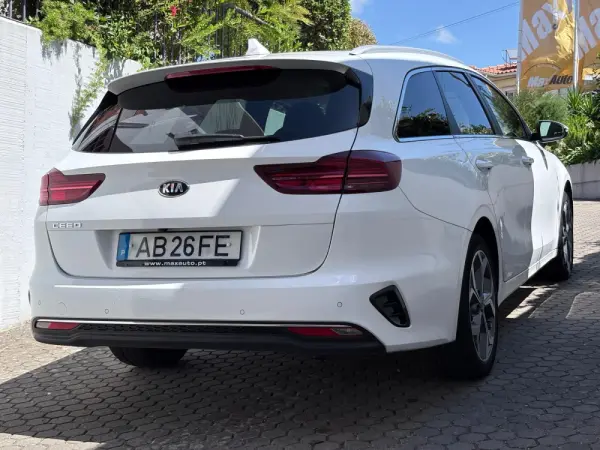 Kia Ceed SW 1.4 T-GDI Drive+SRF 7DCT 22