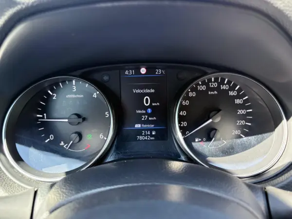 Nissan Qashqai 1.5 dCi N-Connecta J18 43