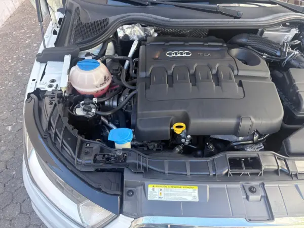 Audi A1 Sportback 1.6 TDI 17
