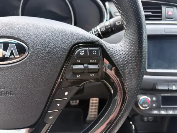 Kia Ceed 1.6 CRDi GT Line 39