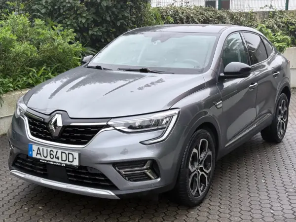 Renault Arkana 1.6 E-Tech Intens 4