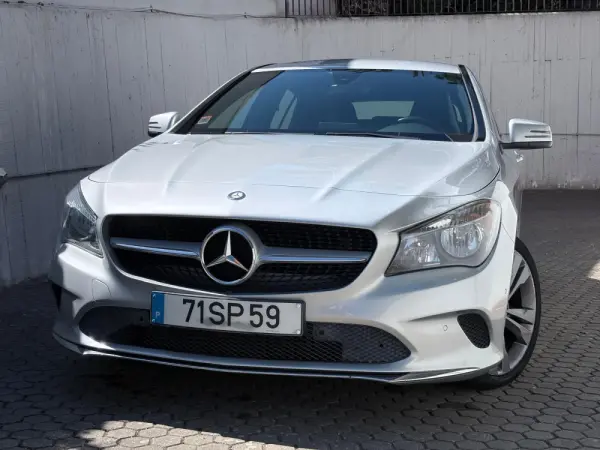 Mercedes-Benz CLA 180 d Shooting Brake Urban Aut. 1