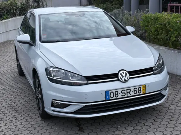 Volkswagen Golf 1.0 TSI Confortline 2