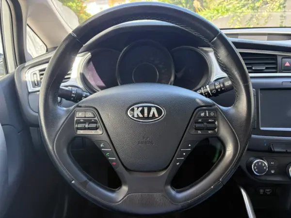 Kia Ceed SW 1.6 CRDi Nav Line 37